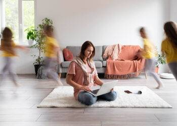 Analyse du lien entre parentalité, infécondité et bonheur à travers le prisme de la croissance post-traumatique.
