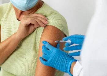 Alterner les bras lors des différentes injections de vaccination