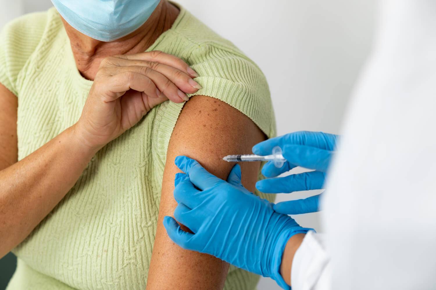 Alterner les bras lors des différentes injections de vaccination