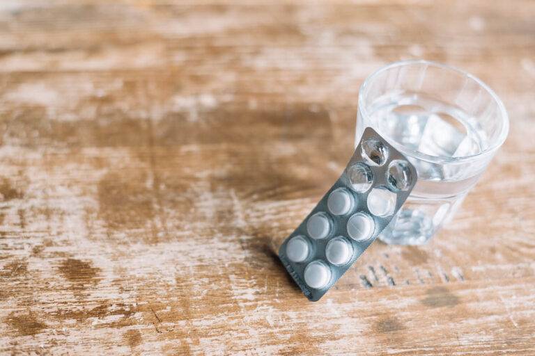 Sus aux prises médicamenteuses inutiles.