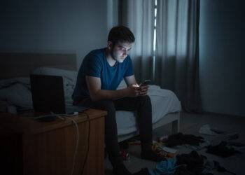 Impact van een week minder gebruik van sociale media op symptomen van angst, depressie en slapeloosheid
