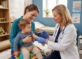 De alarmerende stijging van het aantal mazelengevallen onderstreept de noodzaak van een vaccinatiegraad van 95% met twee doses