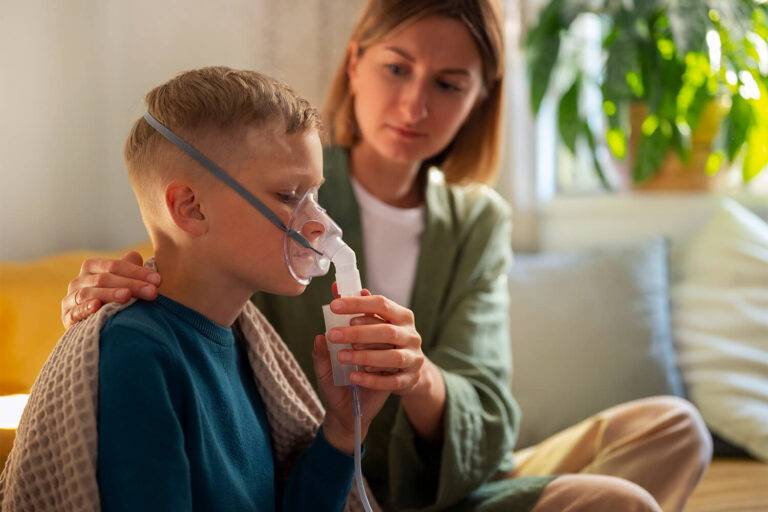 Pneumologie en medische genetica: weergave van het CFTR-eiwit, biologische modulatoren en gentherapie/RNA-benaderingen bij taaislijmziekte.